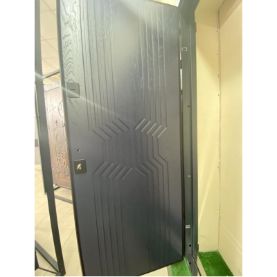 Вхідні двері в квартиру Гранж-20 - 860х2060 ліві