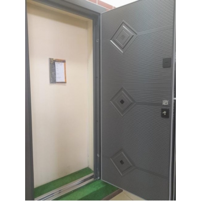 Вхідні двері в квартиру Гранж-21 - 860х2050 праві